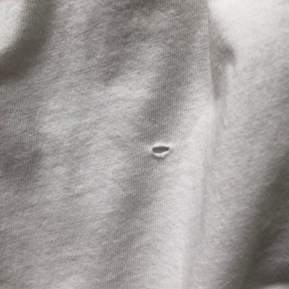 Vineyard Vines Longsleeve size Medium - Picture 6 of 6